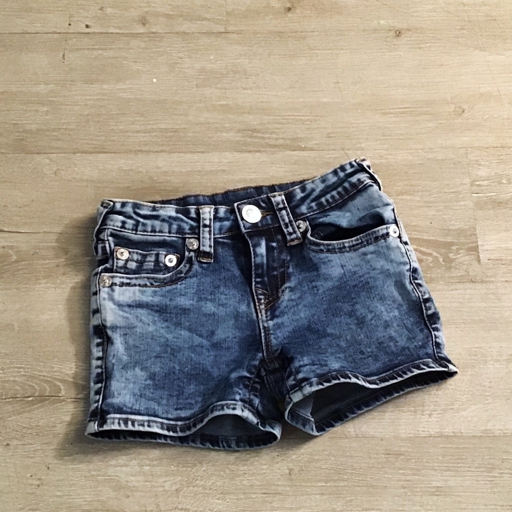 Girls True Religion shorts